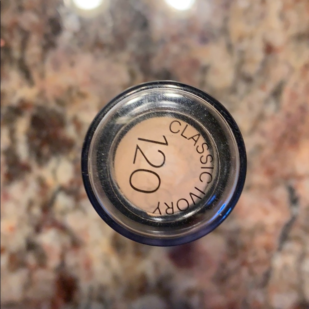 maybelline foundation
